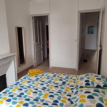 شقة T4 Hausmanien Calme Jardin Alexandre Place De La Liberte تولون